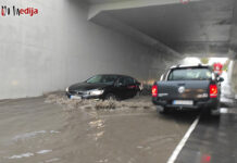 Poplavljen podvožnjak Poplavljen podvoznjak Indjija