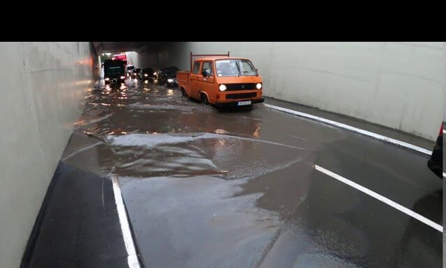 Poplavljen podvožnjak nakon kiše